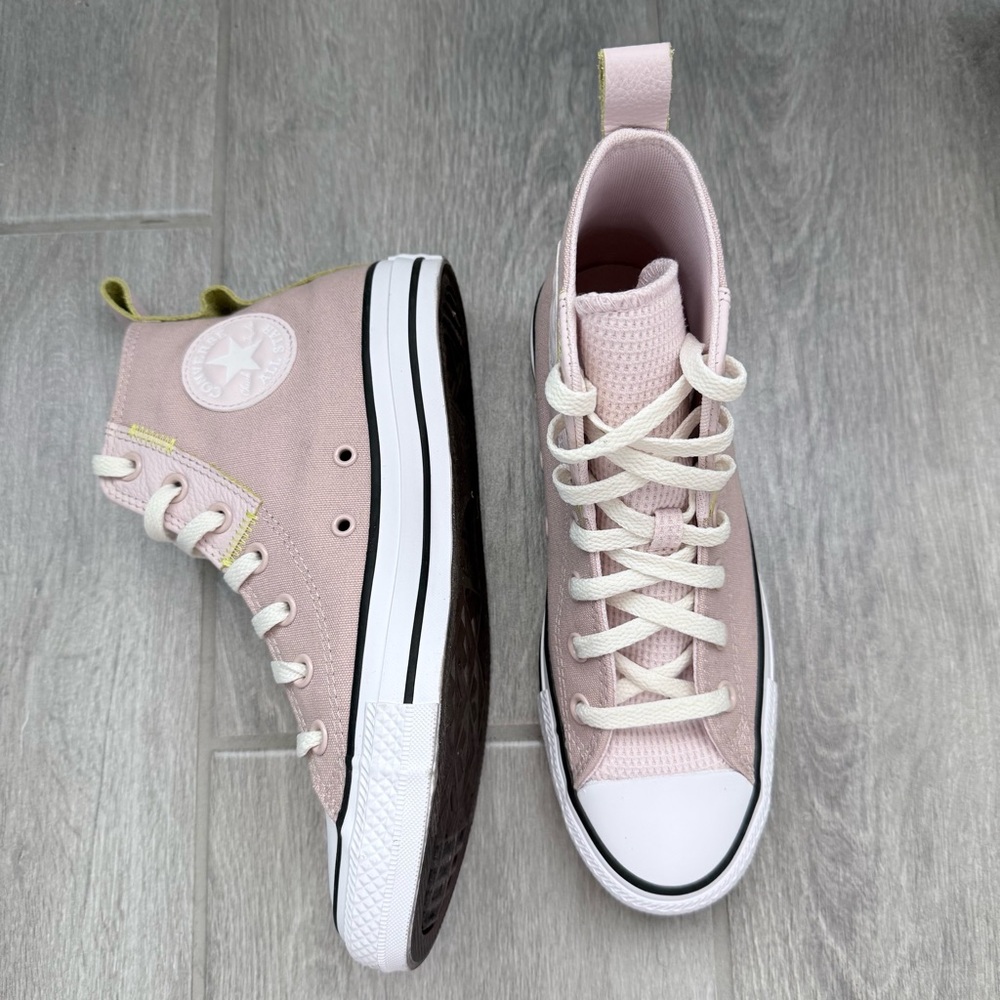 Converse Chuck Taylor All Star Women's Shoes Size 7.5 - Picture 2 of 11